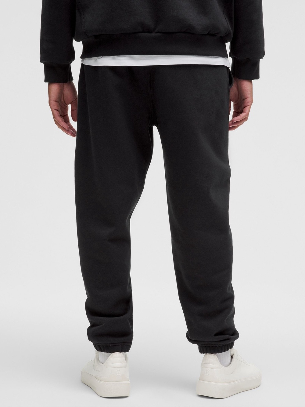 Lululemon Men’s Heavyweight Fleece Joggers in Black - Picture 2 of 12